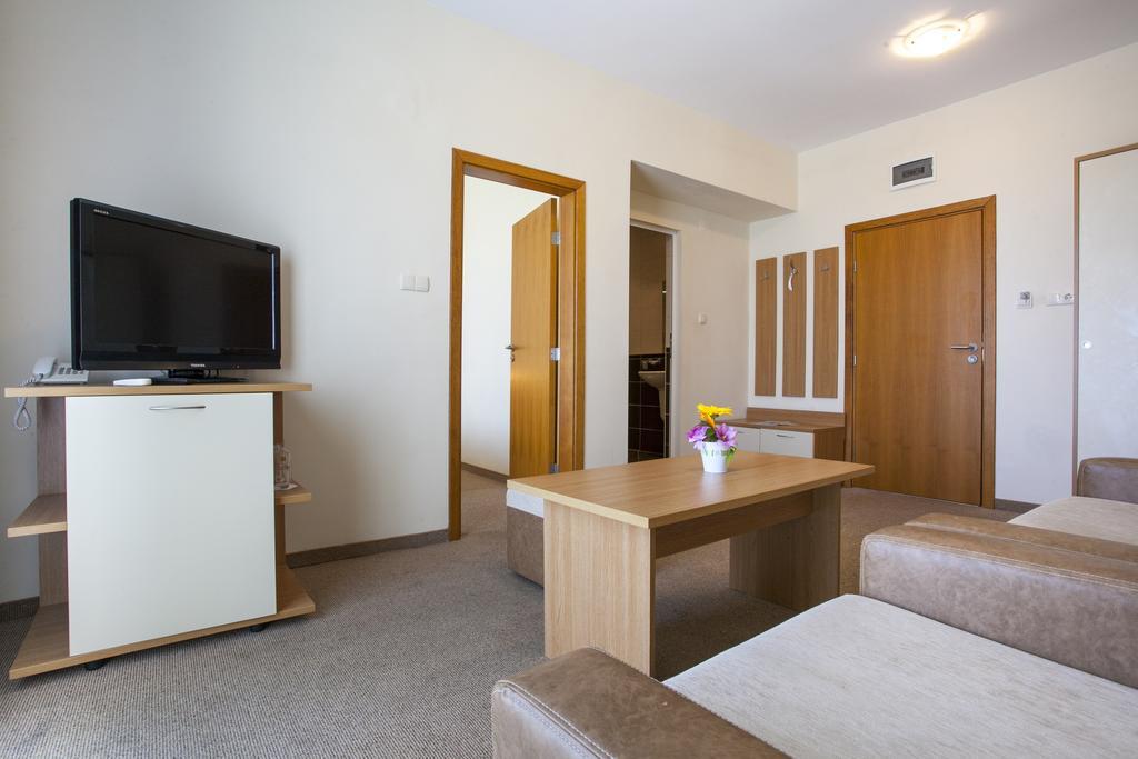 Melsa Coop Hotel Nesebar Esterno foto