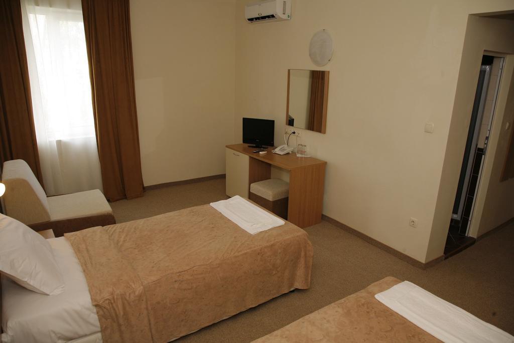 Melsa Coop Hotel Nesebar Esterno foto